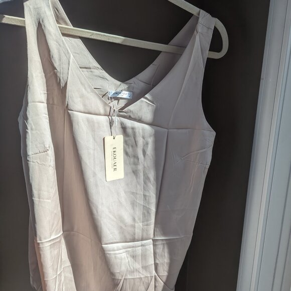 NWT Ekouaer Size Medium Shiny Gold Tank - Picture 6 of 10